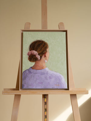 Original oil painting "Purple Sweater". With its pastel colours, thick brushstrokes and simple elegance, this piece has a peaceful presence that feels both timeless and familiar. Perfect for anyone who loves painterly details and a touch of everyday beauty.