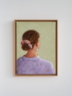 Original oil painting "Purple Sweater". With its pastel colours, thick brushstrokes and simple elegance, this piece has a peaceful presence that feels both timeless and familiar. Perfect for anyone who loves painterly details and a touch of everyday beauty.